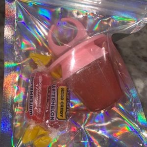 Lip gloss home made .